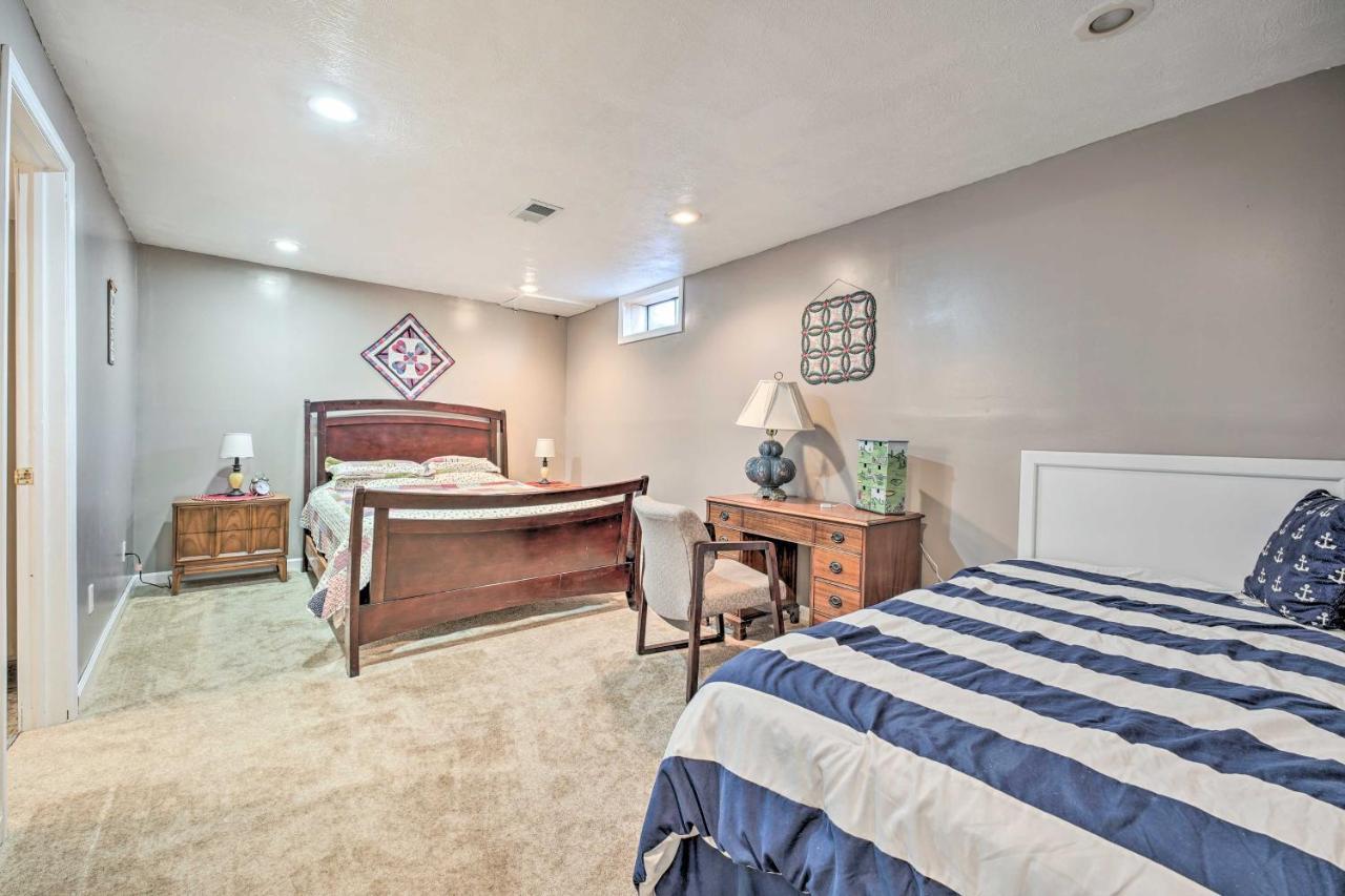 גושן Lovely 3- Bedroom Apartment With Street Parking. מראה חיצוני תמונה